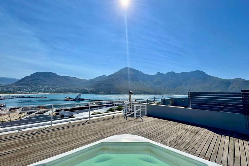 2 Bedroom Property for Sale in Hout Bay Western Cape